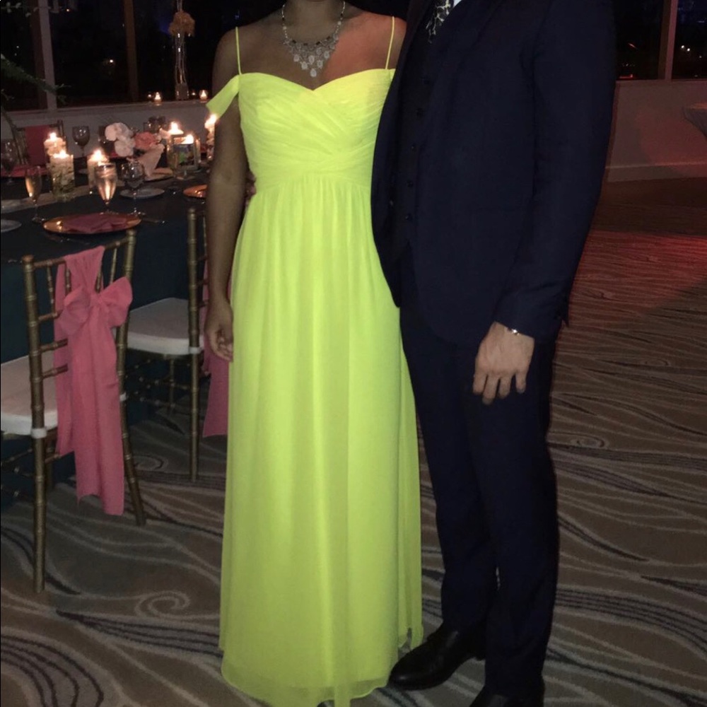 Beautiful yellow Gown/dress